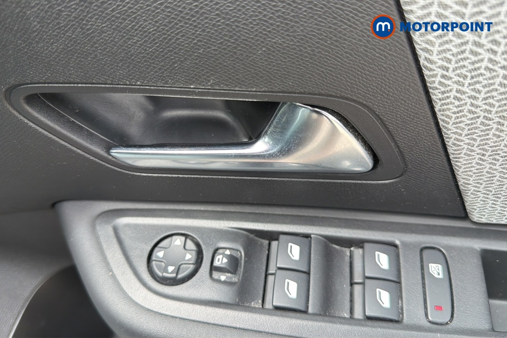 Citroen C4 Shine Plus Automatic Petrol Hatchback - Stock Number (1652213) - 19th supplementary image