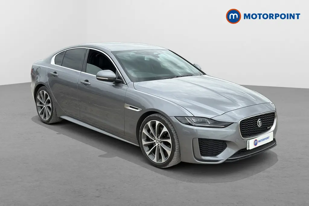 JAGUAR XE
