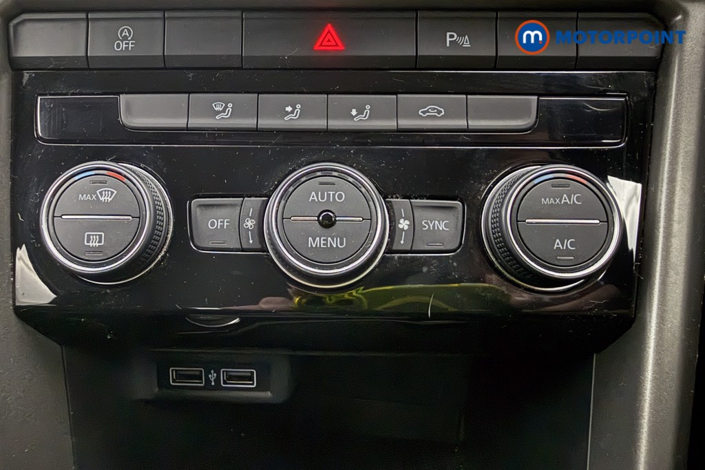 Volkswagen T-Roc Design Manual Petrol SUV - Stock Number (1652324) - 15th supplementary image