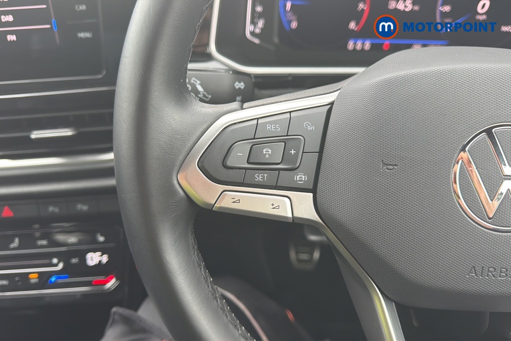 Volkswagen T-Roc R-Line Manual Petrol SUV - Stock Number (1652340) - 4th supplementary image