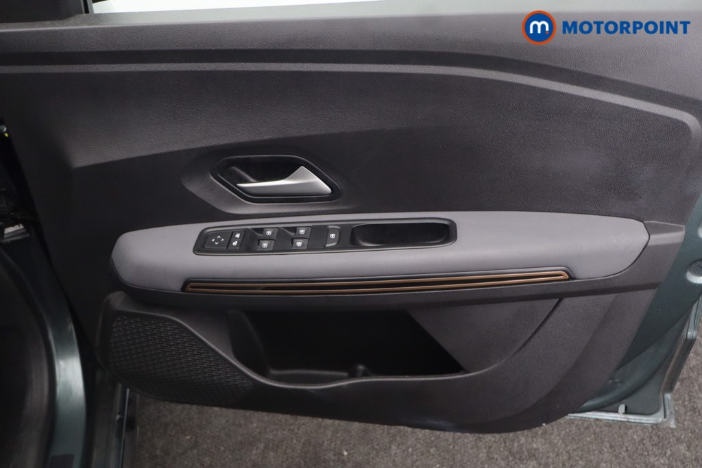 Dacia Sandero Stepway Extreme Manual Petrol Hatchback - Stock Number (1652652) - 19th supplementary image