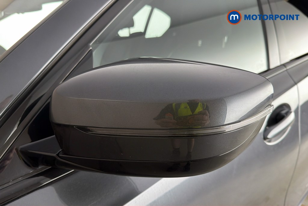 BMW 3 Series M Sport Automatic Petrol Plug-In Hybrid Saloon - Stock Number (1653102) - 43rd supplementary image