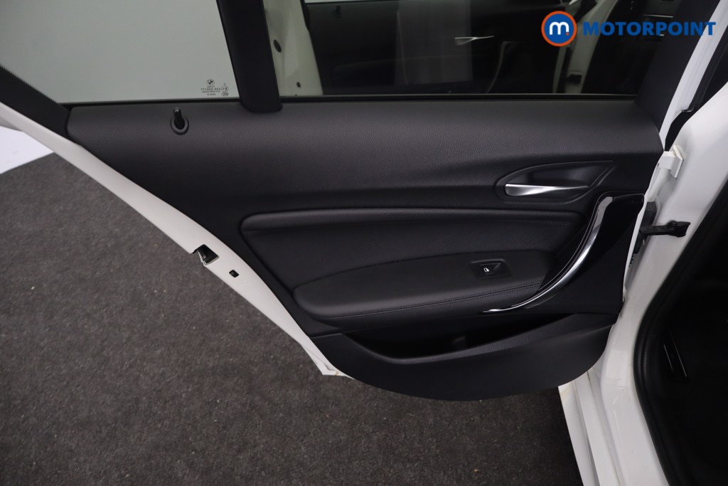 BMW 1 Series M Sport Shadow Edition Manual Petrol Hatchback - Stock Number (1653166) - 25th supplementary image