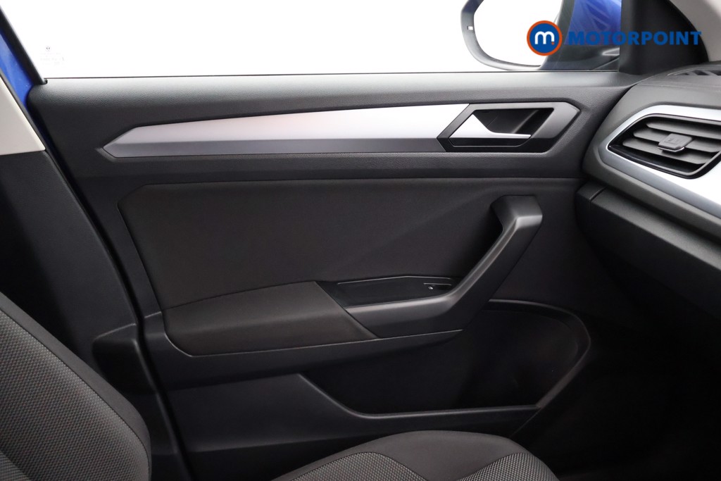 Volkswagen T-Roc Life Manual Petrol SUV - Stock Number (1653311) - 11th supplementary image