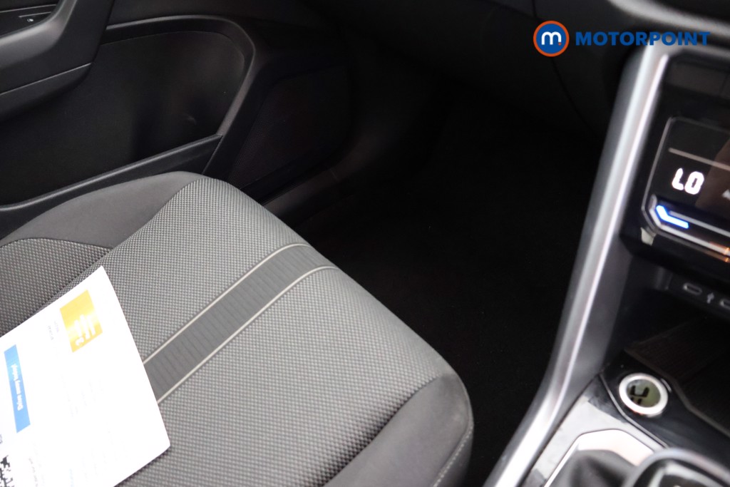 Volkswagen T-Roc Life Manual Petrol SUV - Stock Number (1653311) - 12th supplementary image