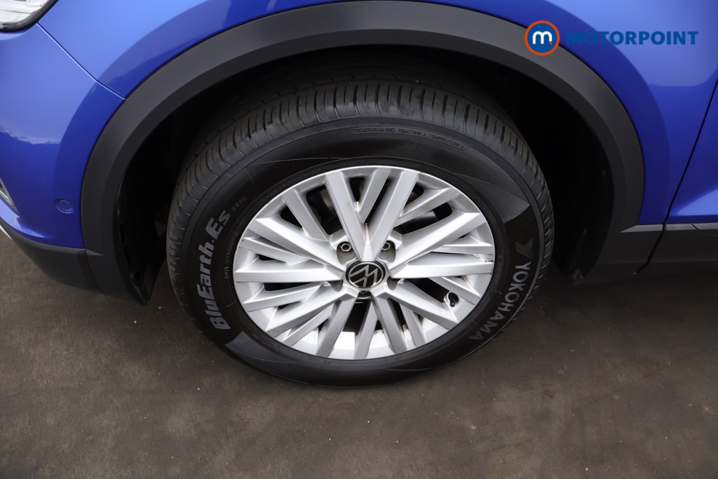 Volkswagen T-Roc Life Manual Petrol SUV - Stock Number (1653311) - 1st supplementary image