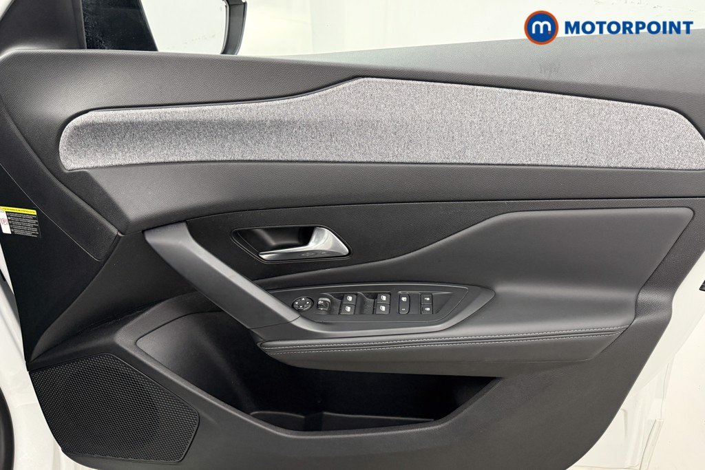 Peugeot 308 Allure Premium Automatic Petrol Plug-In Hybrid Hatchback - Stock Number (1653367) - 15th supplementary image