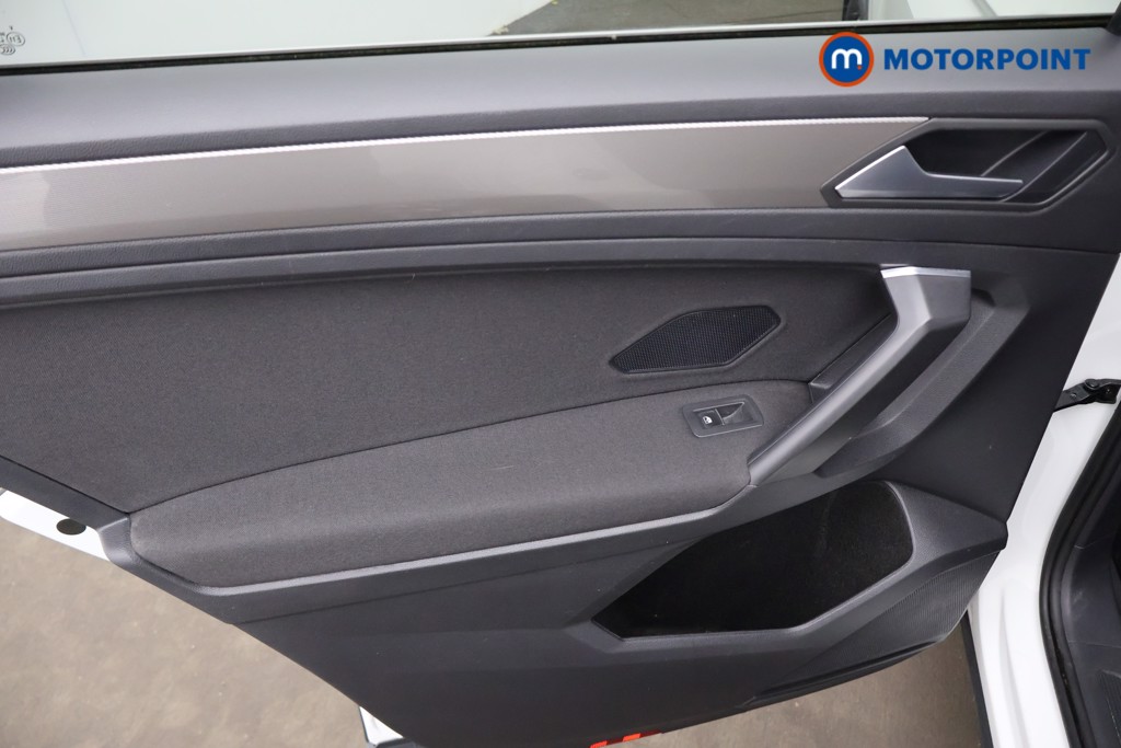 Volkswagen Tiguan Allspace Life Manual Petrol SUV - Stock Number (1653370) - 21st supplementary image