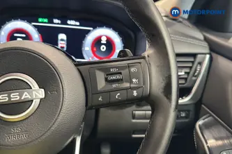 Nissan Qashqai N-Connecta Automatic Petrol SUV - Stock Number (1653562) - 3rd supplementary image