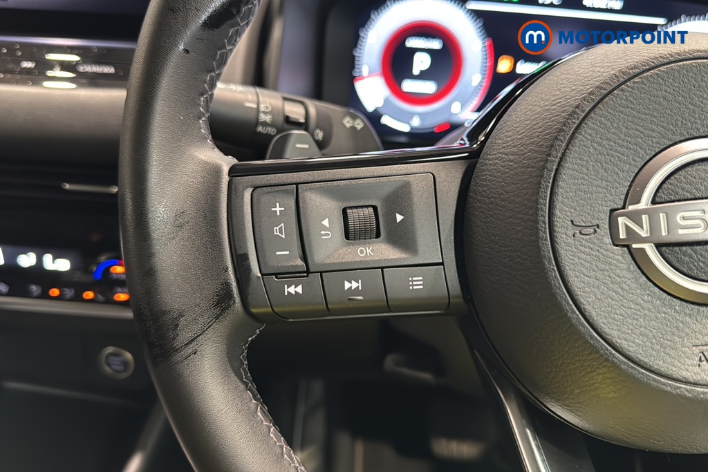 Nissan Qashqai N-Connecta Automatic Petrol SUV - Stock Number (1653562) - 4th supplementary image