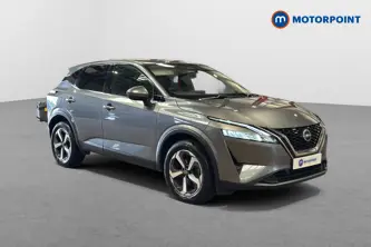 Nissan Qashqai N-Connecta Automatic Petrol SUV - Stock Number (1653562) - Drivers side front corner