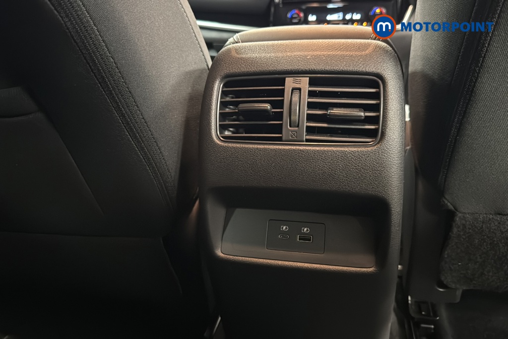 Nissan Qashqai N-Connecta Automatic Petrol SUV - Stock Number (1653562) - 28th supplementary image