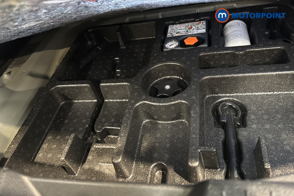 Nissan Qashqai N-Connecta Automatic Petrol SUV - Stock Number (1653562) - 33rd supplementary image