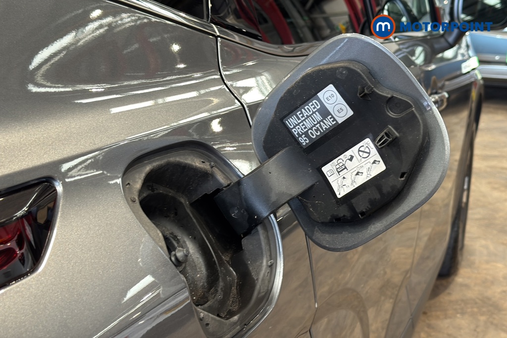 Nissan Qashqai N-Connecta Automatic Petrol SUV - Stock Number (1653562) - 41st supplementary image