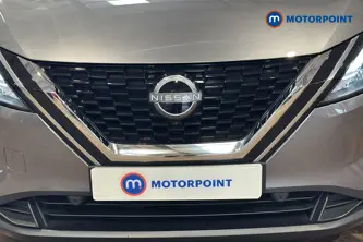 Nissan Qashqai N-Connecta Automatic Petrol SUV - Stock Number (1653562) - 43rd supplementary image