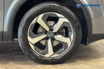 Nissan Qashqai N-Connecta Automatic Petrol SUV - Stock Number (1653562) - 47th supplementary image