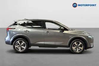 Nissan Qashqai N-Connecta Automatic Petrol SUV - Stock Number (1653562) - Passenger side