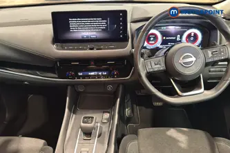 Nissan Qashqai N-Connecta Automatic Petrol SUV - Stock Number (1653562) - 1st supplementary image