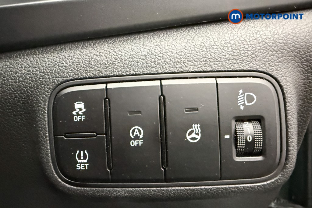 Hyundai Bayon Premium Manual Petrol SUV - Stock Number (1653939) - 17th supplementary image