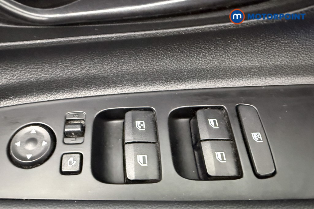Hyundai Bayon Premium Manual Petrol SUV - Stock Number (1653939) - 19th supplementary image