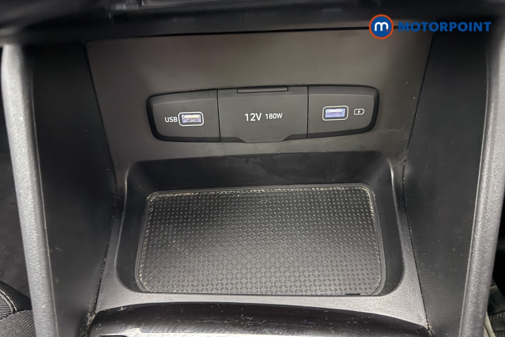 Hyundai Tucson Se Connect Manual Petrol SUV - Stock Number (1653959) - 14th supplementary image
