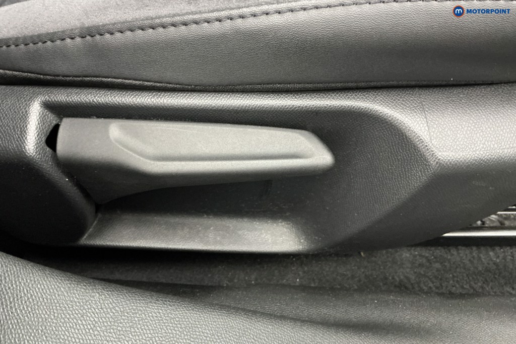 Citroen C4 Shine Plus Automatic Petrol Hatchback - Stock Number (1654255) - 23rd supplementary image