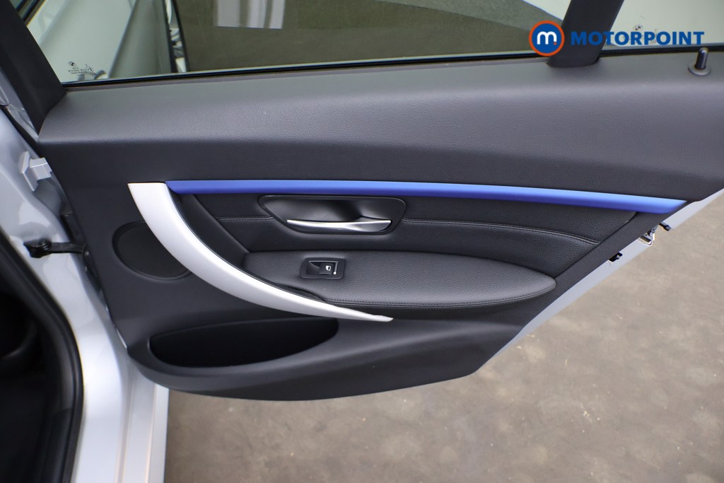 BMW 3 Series M Sport Automatic Diesel Saloon - Stock Number (1654548) - 17th supplementary image