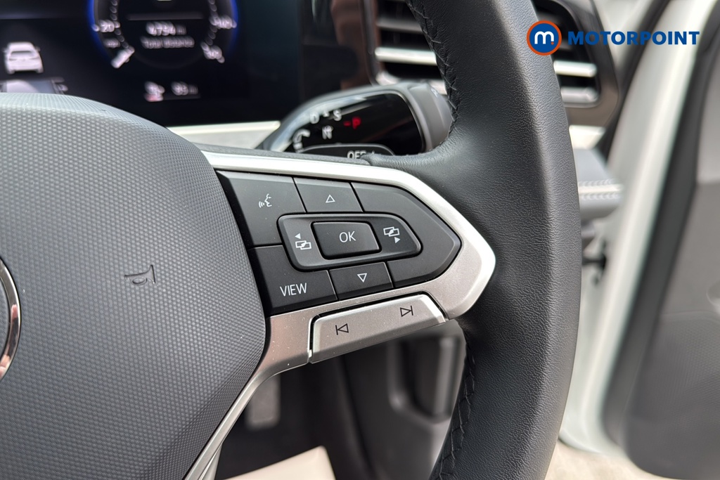 Volkswagen Passat Life Automatic Petrol Plug-In Hybrid Estate - Stock Number (1655211) - 3rd supplementary image