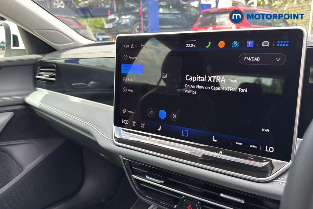 Volkswagen Passat Life Automatic Petrol Plug-In Hybrid Estate - Stock Number (1655211) - 8th supplementary image