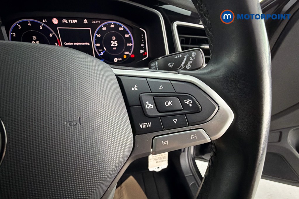 Volkswagen T-Roc R-Line Manual Petrol SUV - Stock Number (1655338) - 4th supplementary image