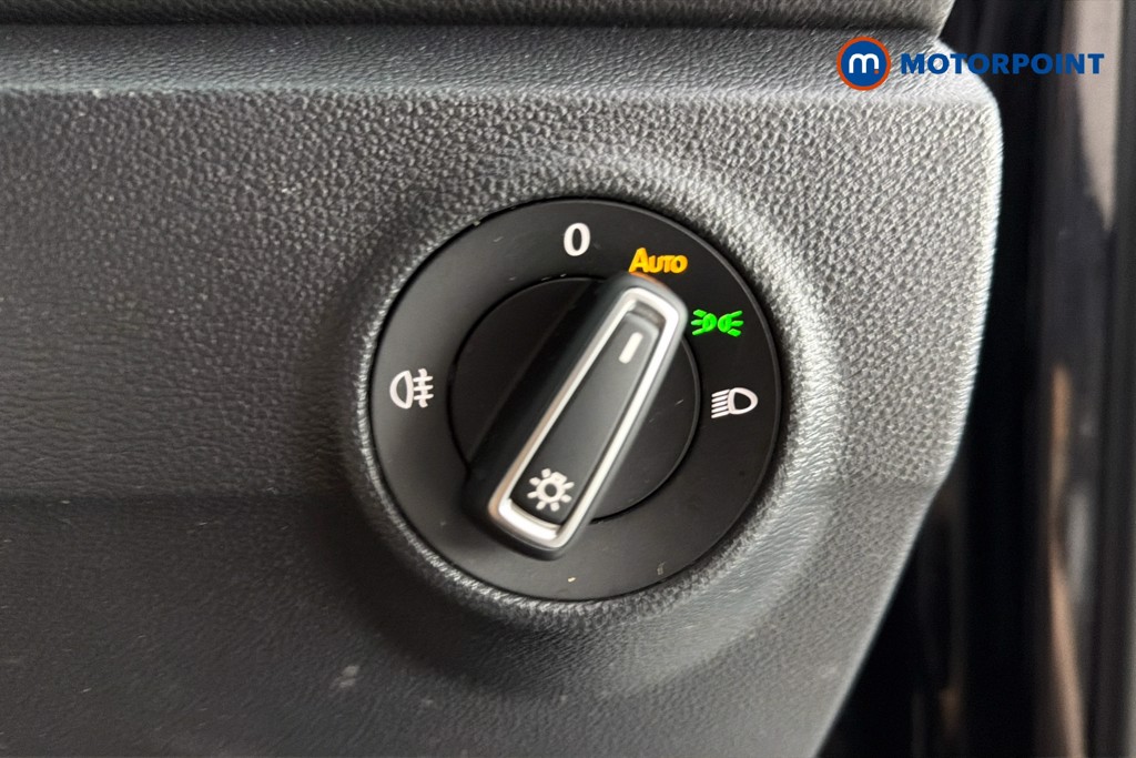 Volkswagen T-Roc R-Line Manual Petrol SUV - Stock Number (1655338) - 18th supplementary image