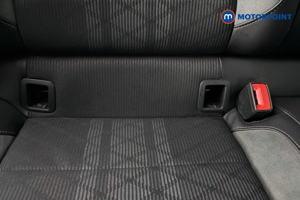 Volkswagen T-Roc R-Line Manual Petrol SUV - Stock Number (1655338) - 29th supplementary image