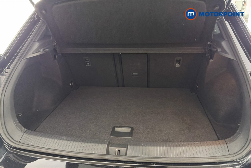 Volkswagen T-Roc R-Line Manual Petrol SUV - Stock Number (1655338) - 33rd supplementary image