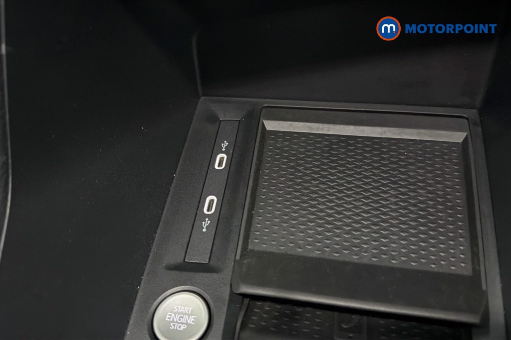 Ford Transit Connect Limited Automatic Petrol Plug-In Hybrid Panel Van - Stock Number (1655385) - 17th supplementary image