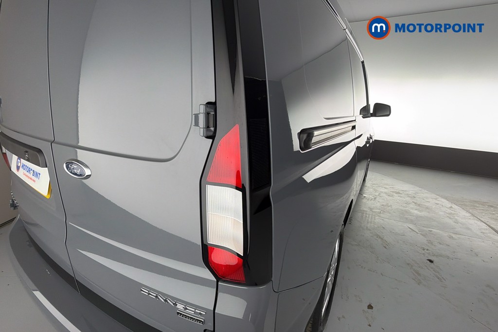 Ford Transit Connect Limited Automatic Petrol Plug-In Hybrid Panel Van - Stock Number (1655385) - 38th supplementary image