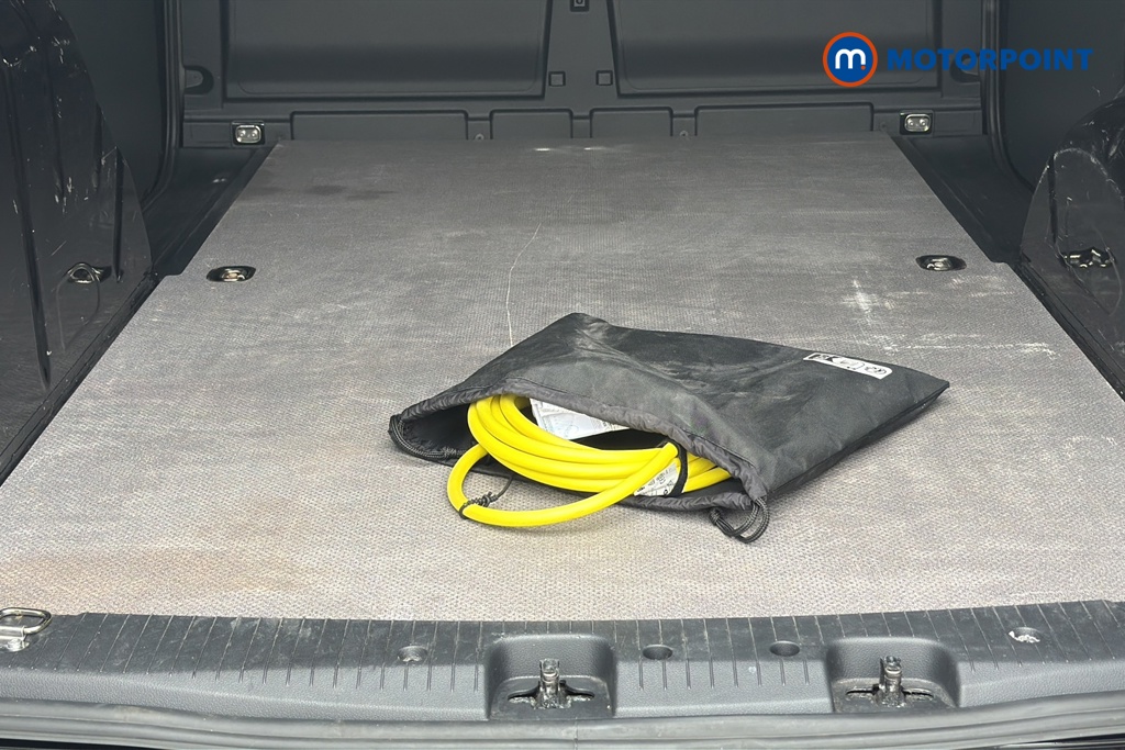 Ford Transit Connect Limited Automatic Petrol Plug-In Hybrid Panel Van - Stock Number (1655501) - 34th supplementary image