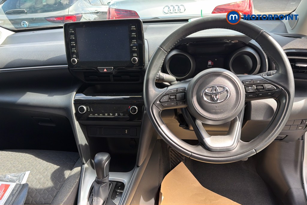 Toyota Yaris Cross Icon Automatic Petrol-Electric Hybrid Estate - Stock Number (1655565) - 2nd supplementary image
