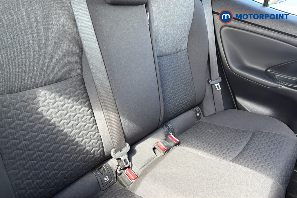 Toyota Yaris Cross Icon Automatic Petrol-Electric Hybrid Estate - Stock Number (1655565) - 28th supplementary image