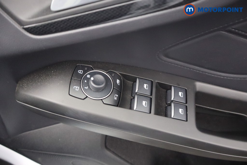 Ford Focus St-Line X Automatic Petrol Estate - Stock Number (1655805) - 12th supplementary image