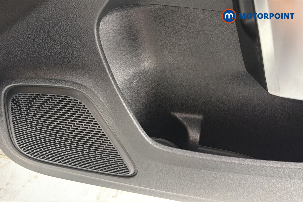 Mercedes-Benz A Class Amg Line Manual Petrol Hatchback - Stock Number (1655840) - 21st supplementary image