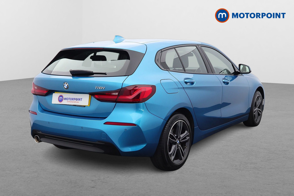 BMW 1 Series Sport Manual Petrol Hatchback - Stock Number (1656129) - Drivers side rear corner