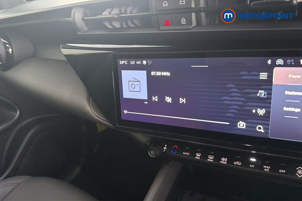 Alfa Romeo Junior Veloce Automatic Electric SUV - Stock Number (1656156) - 8th supplementary image