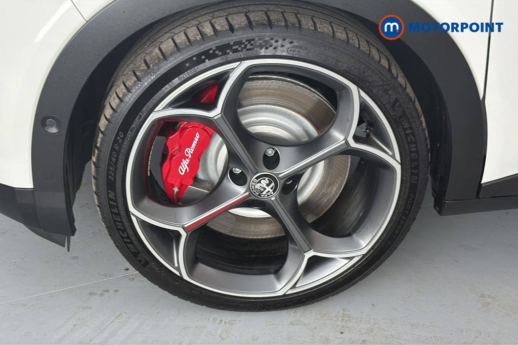 Alfa Romeo Junior Veloce Automatic Electric SUV - Stock Number (1656156) - 44th supplementary image