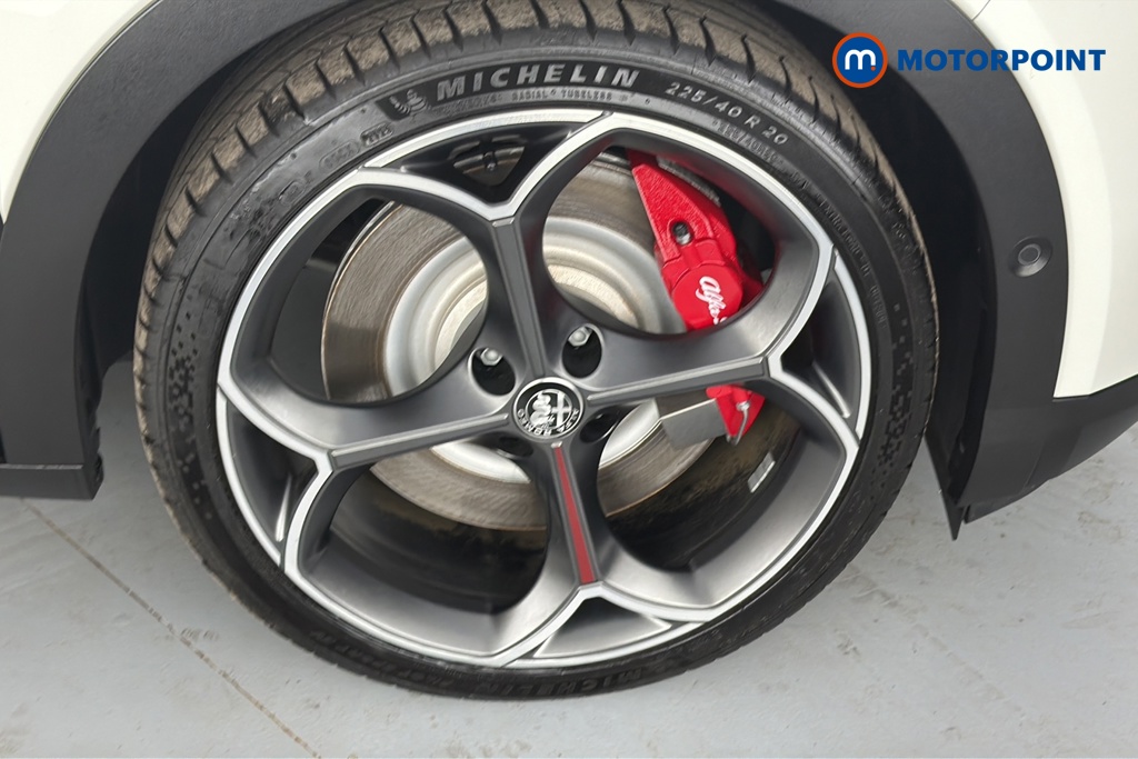 Alfa Romeo Junior Veloce Automatic Electric SUV - Stock Number (1656156) - 47th supplementary image