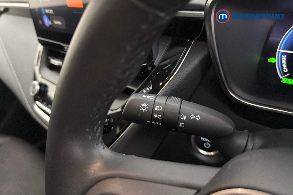 Toyota Corolla Design Automatic Petrol-Electric Hybrid Estate - Stock Number (1656173) - 6th supplementary image