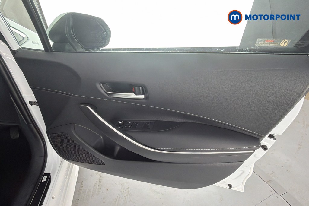 Toyota Corolla Design Automatic Petrol-Electric Hybrid Estate - Stock Number (1656173) - 19th supplementary image