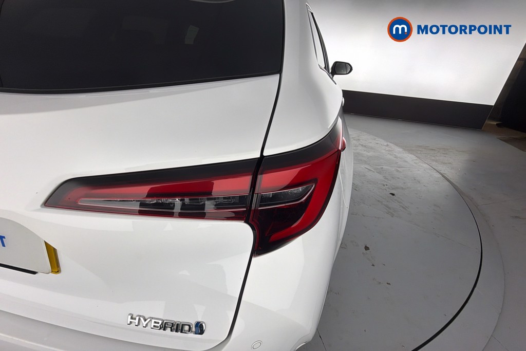 Toyota Corolla Design Automatic Petrol-Electric Hybrid Estate - Stock Number (1656173) - 38th supplementary image