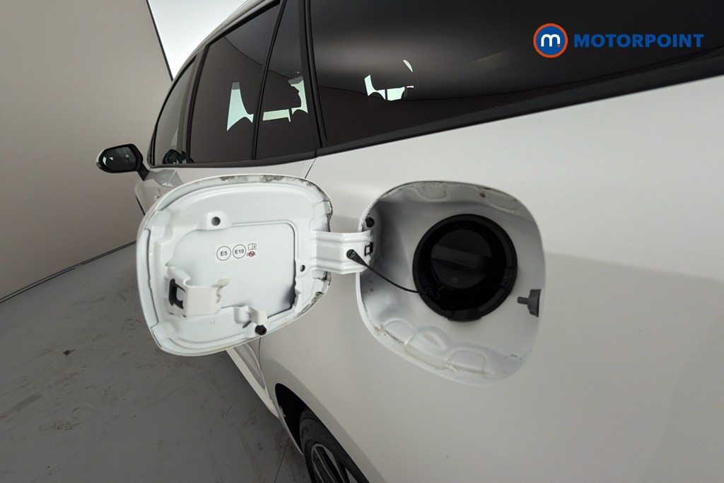 Toyota Corolla Design Automatic Petrol-Electric Hybrid Estate - Stock Number (1656173) - 41st supplementary image