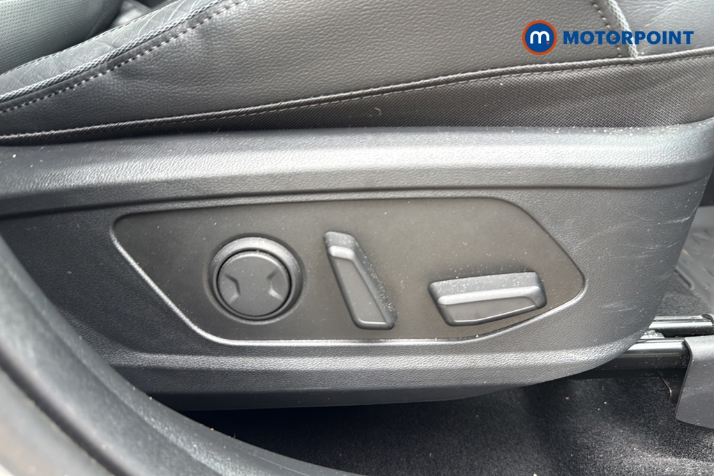 Hyundai Tucson Ultimate Automatic Petrol-Electric Hybrid SUV - Stock Number (1656277) - 23rd supplementary image