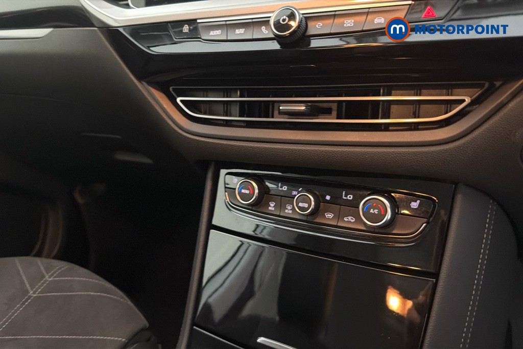 Vauxhall Grandland Ultimate Automatic Petrol Plug-In Hybrid SUV - Stock Number (1656477) - 12th supplementary image